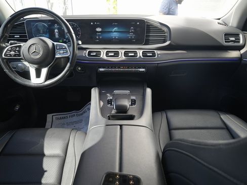 Used 2020 Mercedes-Benz GLE 450 4MATIC image 41