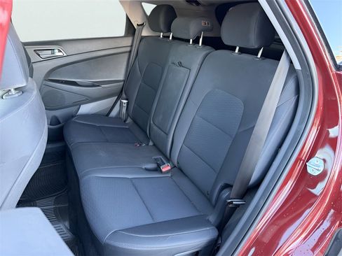 Used 2020 Hyundai Tucson SE image 14
