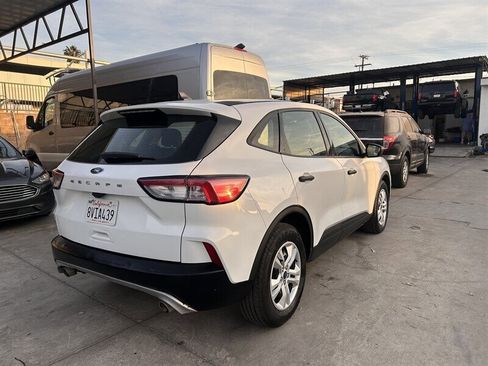 Used 2020 Ford Escape S image 10