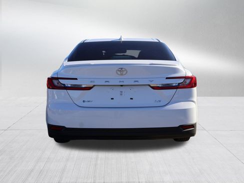 Used 2025 Toyota Camry LE w/ Convenience Package image 6