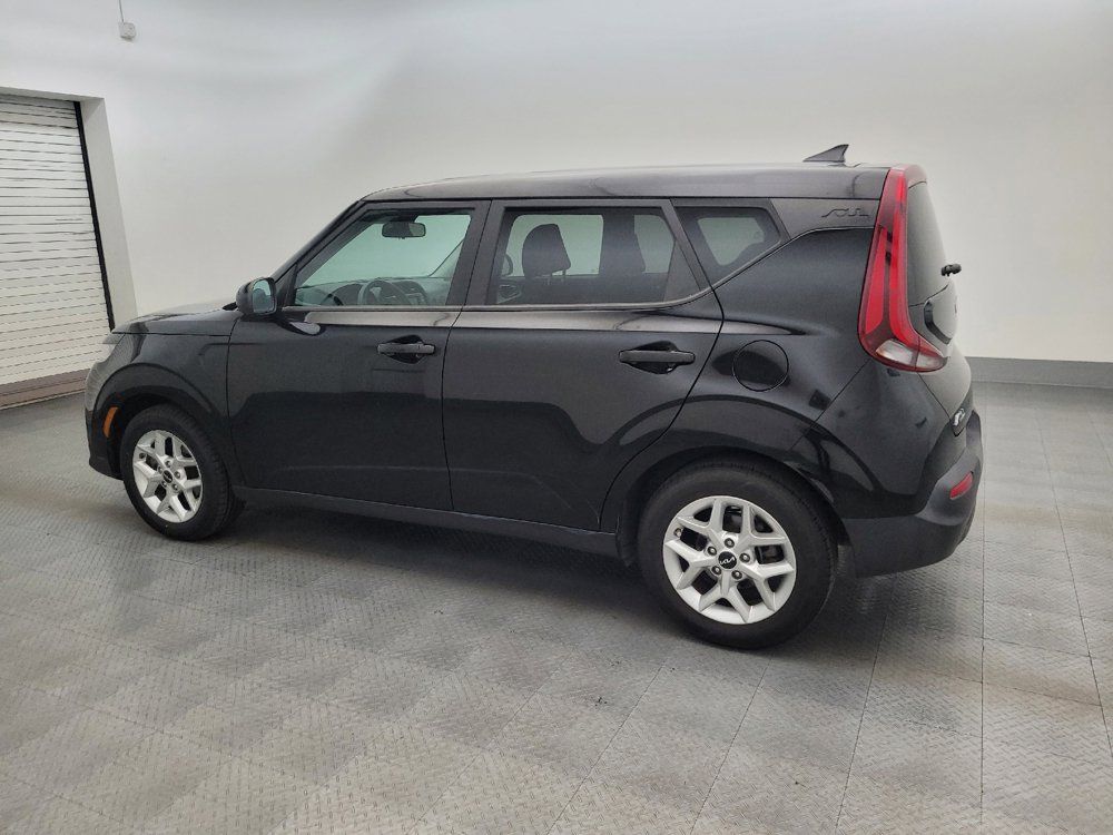 Used 2022 Kia Soul LX w/ Technology Package FWD image 3