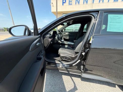 Used 2024 Dodge Hornet R/T w/ R/T Blacktop Package AWD/4WD image 9