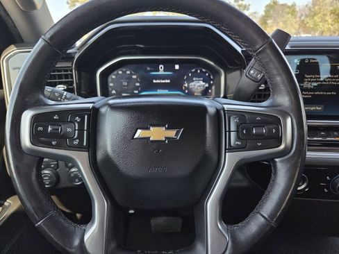 Used 2022 Chevrolet Silverado 1500 LT w/ Protection Package image 18