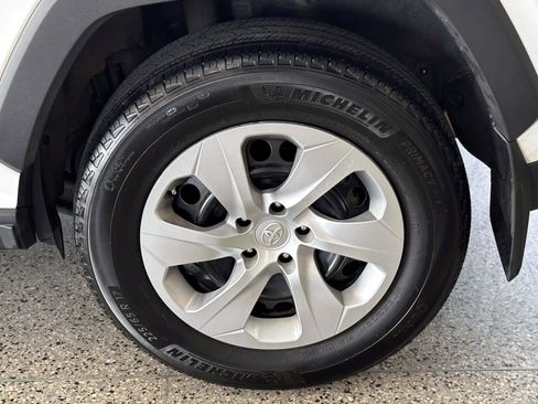 Certified 2023 Toyota RAV4 LE image 30