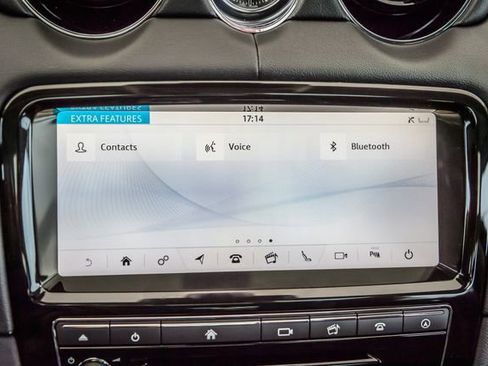 Used 2019 Jaguar XJ R-Sport image 21