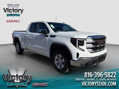 Used 2024 GMC Sierra 1500 SLE w/ Preferred Package image 1