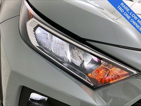 Used 2020 Toyota RAV4 TRD Off-Road image 38