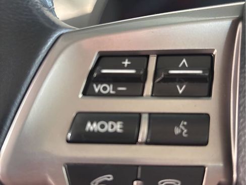 Used 2013 Subaru Outback 3.6R Limited w/ Special Appearance Pkg image 11