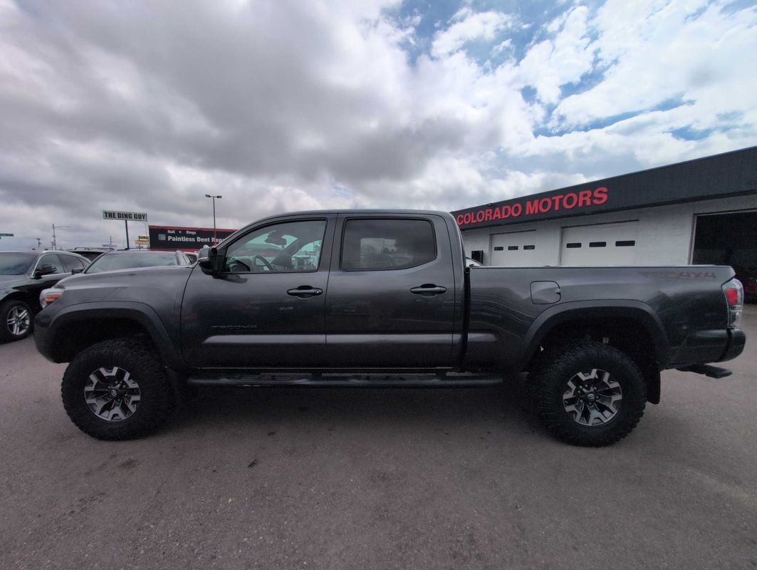 Used 2020 Toyota Tacoma TRD Off-Road w/ Technology Package AWD/4WD image 4
