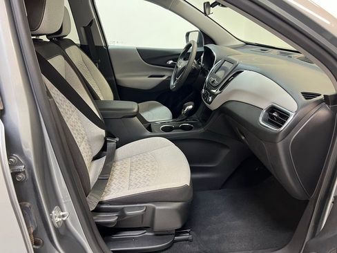 Used 2023 Chevrolet Equinox LS w/ LPO, Floor Liner Package AWD/4WD image 31