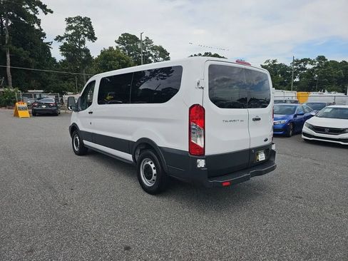 Used 2018 Ford Transit 150 XL RWD image 3