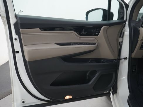 Used 2018 Honda Odyssey Elite image 23