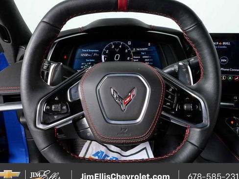 Used 2022 Chevrolet Corvette Stingray Premium Cpe w/ Z51 Performance Package image 9