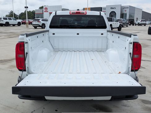 Used 2022 Chevrolet Colorado LT w/ Fleet Safety Package RWD image 5