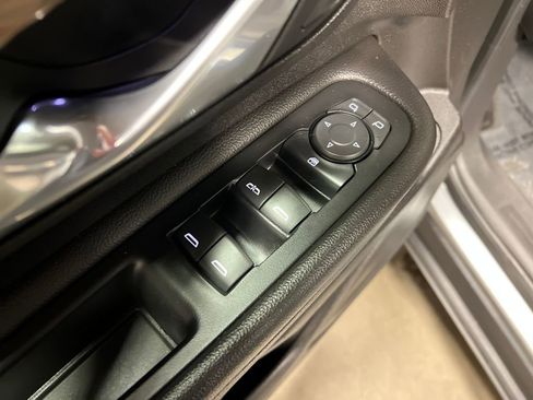 Used 2019 GMC Terrain SLE w/ Driver Convenience Package image 11