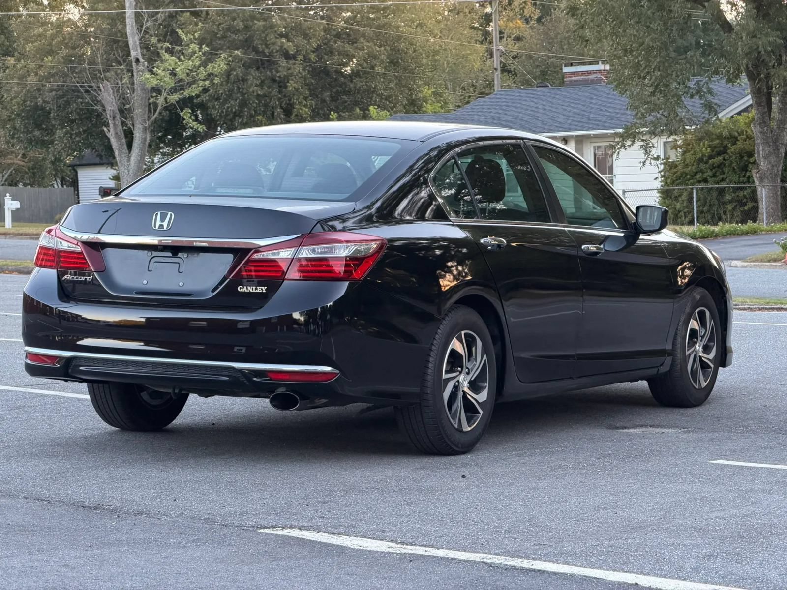 Used 2017 Honda Accord LX image 7