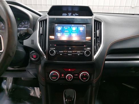 Used 2022 Subaru Crosstrek 2.0i Premium w/ Moonroof Package image 19