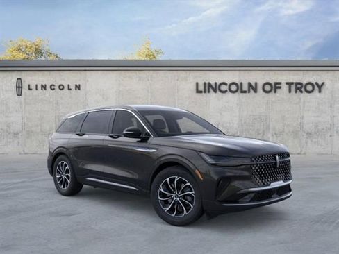 New 2026 Lincoln Nautilus Premier image 7