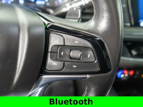 Used 2024 Buick Enclave Premium image 17