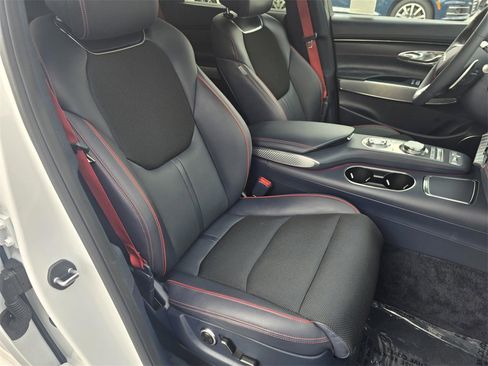 Used 2025 Genesis GV70 2.5T Sport Prestige w/ Sport Prestige Package image 32