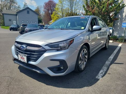 Used 2025 Subaru Legacy Limited image 8