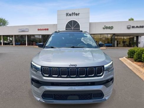 Certified 2023 Jeep Compass High Altitude AWD/4WD image 3