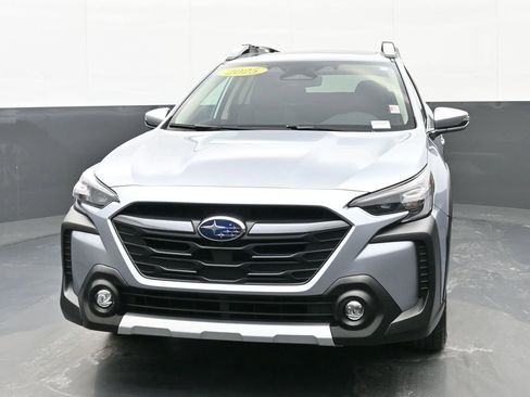 Used 2025 Subaru Outback Touring XT image 7