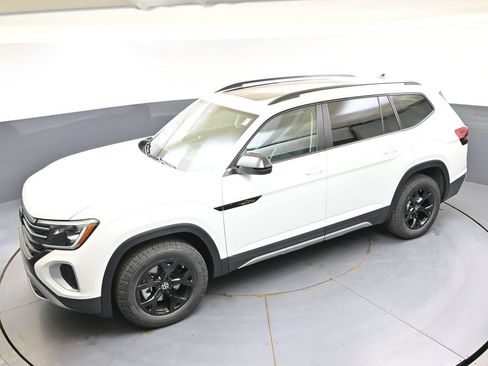 New 2026 Volkswagen Atlas Peak Edition AWD/4WD image 49