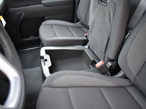 New 2026 GMC Sierra 1500 Elevation image 24