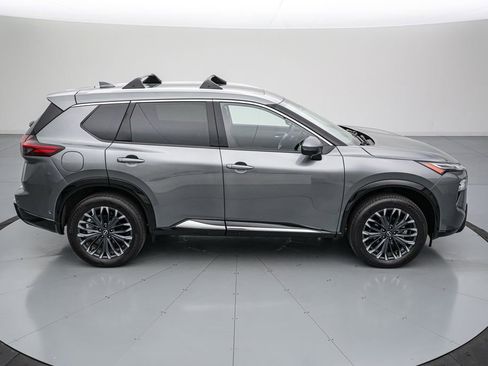 Used 2025 Nissan Rogue Platinum AWD/4WD image 4