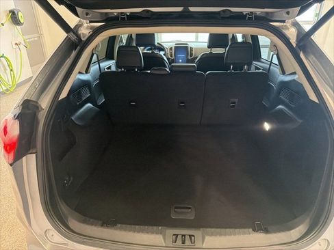 Used 2022 Ford Edge SEL w/ Convenience Package image 17