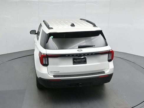 New 2026 Ford Explorer Active RWD image 39