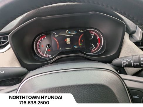 Used 2024 Toyota RAV4 XLE image 11