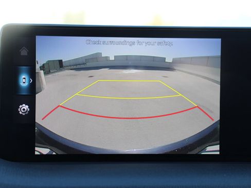 Used 2022 Genesis GV70 2.5T image 30