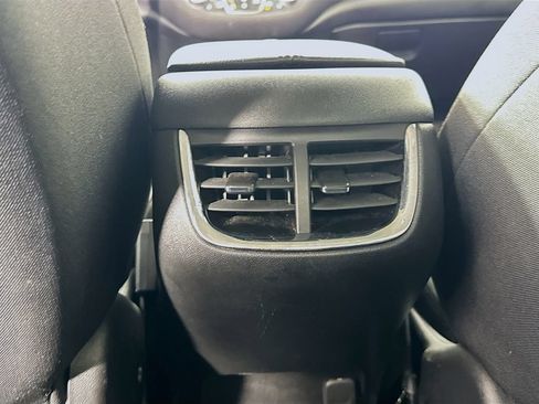 Used 2024 Chevrolet Malibu LT FWD image 29