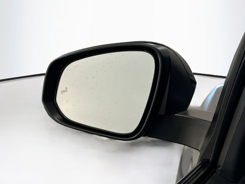 Used 2024 Toyota Tacoma TRD Sport w/ TRD Sport Upgrade Package image 16