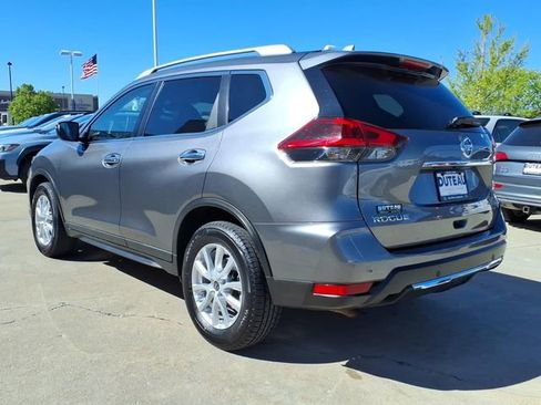 Used 2020 Nissan Rogue SV AWD/4WD image 11