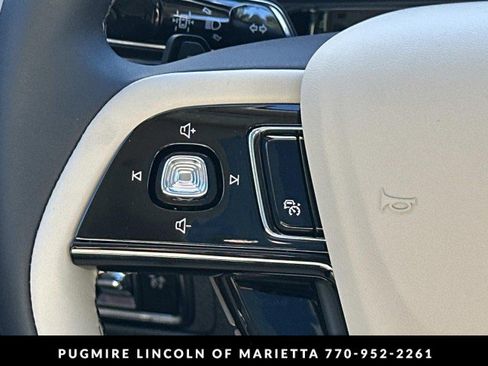 New 2026 Lincoln Corsair Premiere image 25