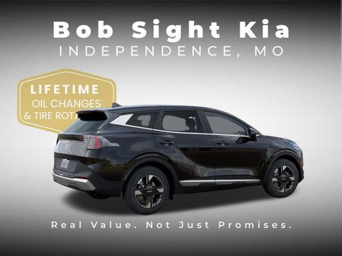 New 2026 Kia Sportage LX w/ LX Convenience Package FWD image 6