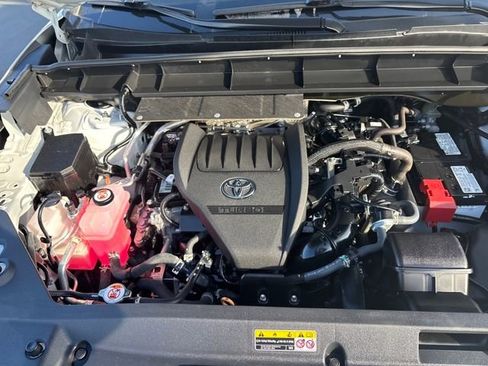 Used 2023 Toyota Highlander Limited image 26