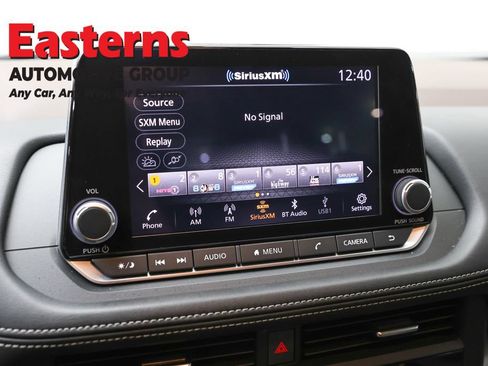 Used 2023 Nissan Rogue SV AWD/4WD image 18