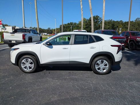 New 2026 Chevrolet Trax LS w/ Driver Confidence Package image 7