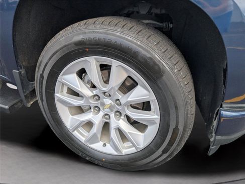 Used 2021 Chevrolet Silverado 1500 Custom w/ LPO, Dark Essentials Package image 39