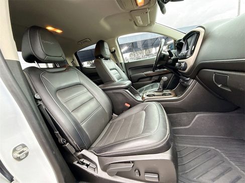 Used 2020 GMC Canyon Denali image 31