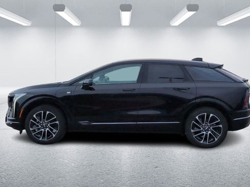 New 2025 Cadillac Optiq Sport 1 w/ LPO, Floor Liner Package image 2