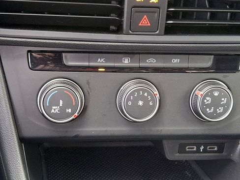 Certified 2021 Volkswagen Jetta S image 15