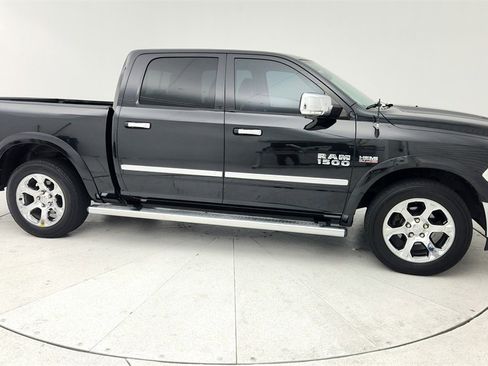 Used 2017 RAM 1500 Laramie w/ Convenience Group image 8