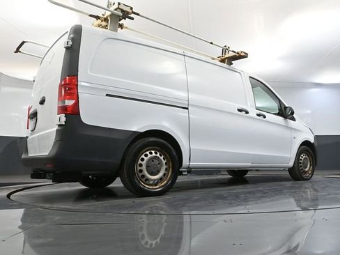 Used 2017 Mercedes-Benz Metris image 38