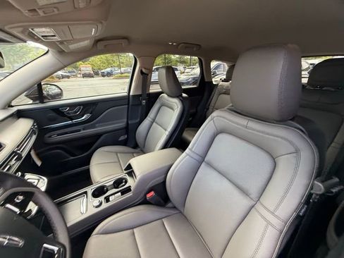 New 2025 Lincoln Corsair FWD w/ Equipment Group 101A image 14