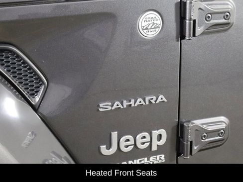 Used 2021 Jeep Wrangler Unlimited Sahara AWD/4WD image 39